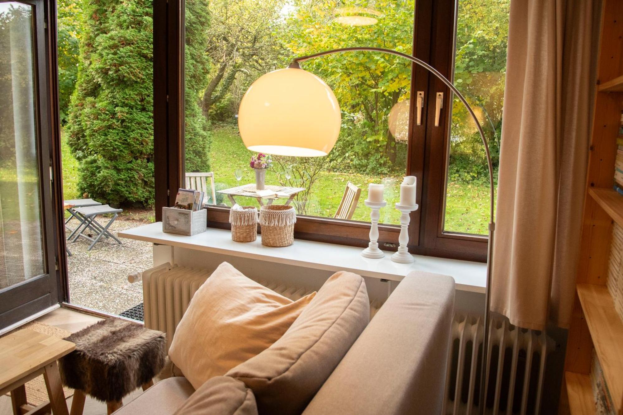 Mitten Im Gruenen - Apartment Mit Wohlfuehlcharakter In Stadtrandlage ออยทิน ภายนอก รูปภาพ