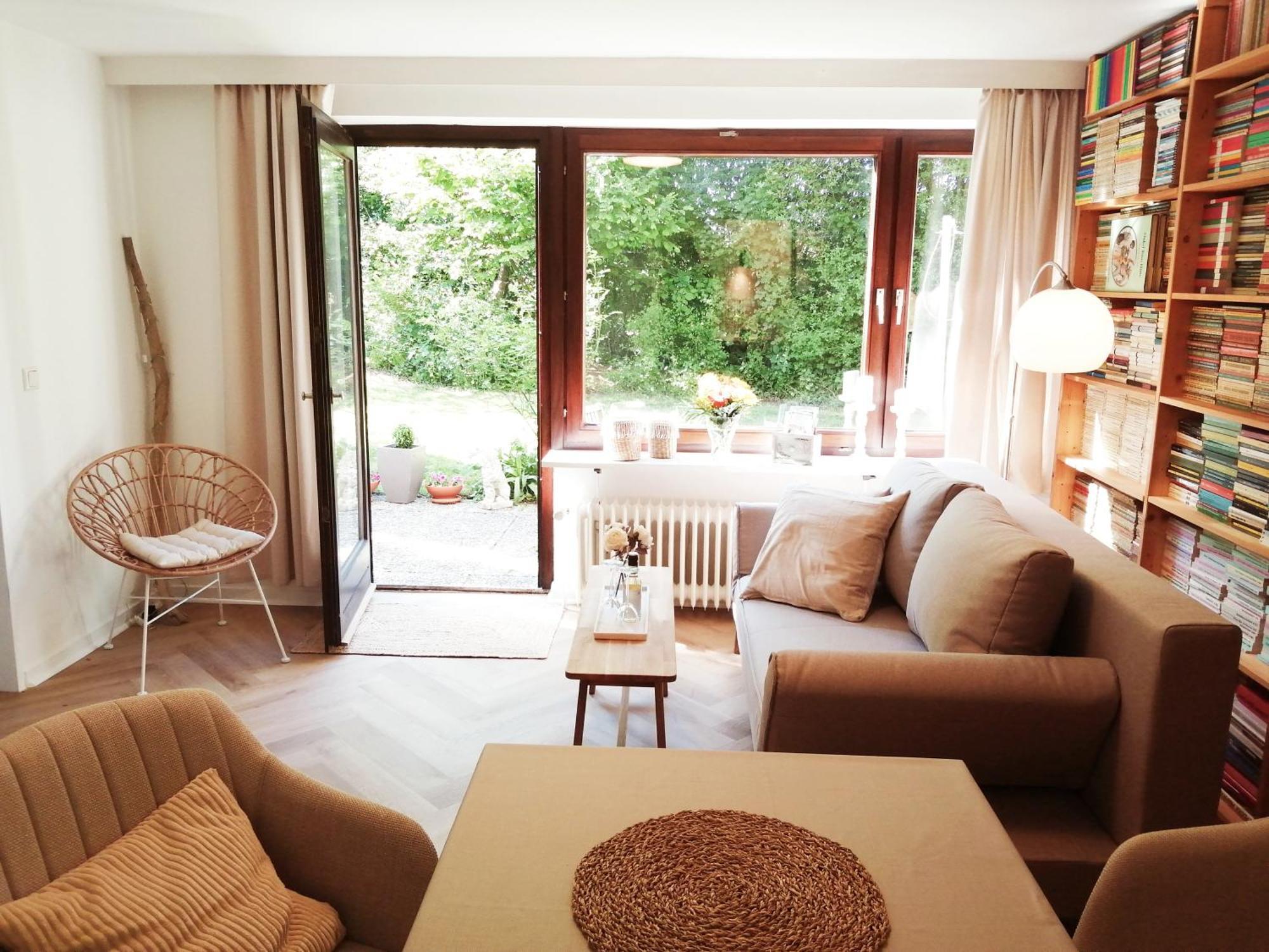Mitten Im Gruenen - Apartment Mit Wohlfuehlcharakter In Stadtrandlage ออยทิน ภายนอก รูปภาพ